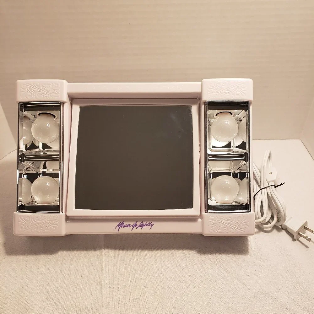 LIGHTED MAKEUP MIRROR by JERDON - FIRST CLASS - MODEL J1010 - MIRROR 6.5